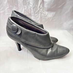 Diba Gray Heeled Ankle Booties -8.5 M-